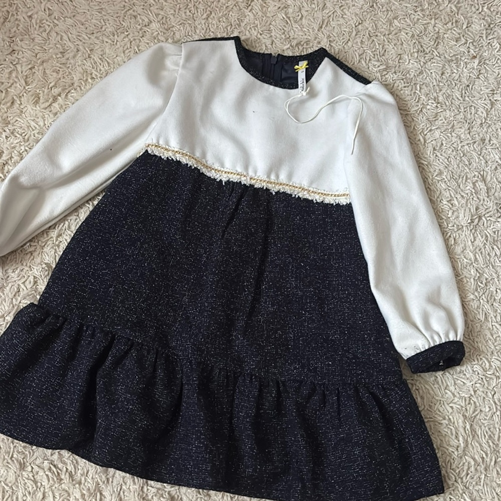 Girls kidichic dress size 5 brand new